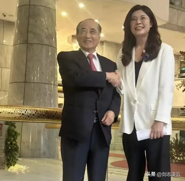 蓝营整合进行时:郑丽文访问行程背后的政治力学分析 新闻 蓝营整合进行时:郑丽文访问行程背后的政治力学分析 新闻