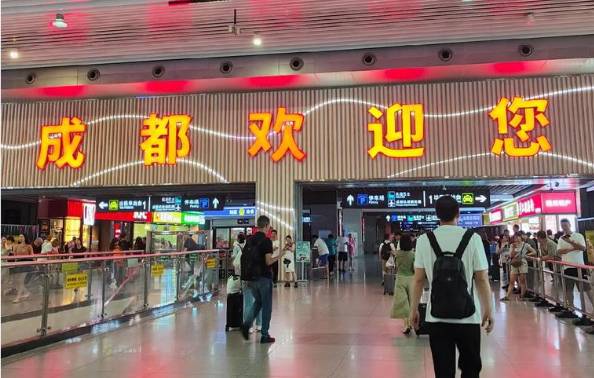 一座城市如何赢得年轻人的心：从成都人口增长的温情叙事说起 文化旅游