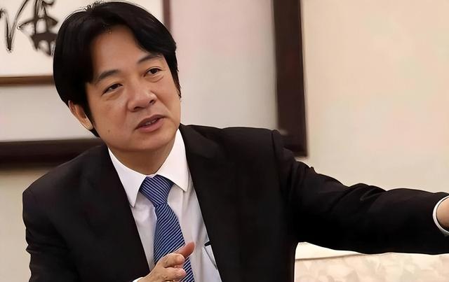  那个贴上五星红旗的孩子，让我看到了岛内沉默的期待 新闻 那个贴上五星红旗的孩子，让我看到了岛内沉默的期待 新闻